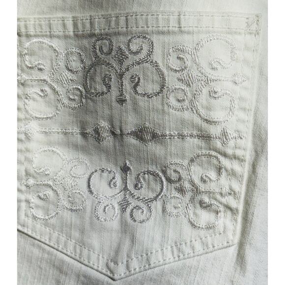Lee Capri Comfort Waist Jeans 5 Pocket Embroidered Curvy Women's Plus Size 22 - Picture 8 of 9